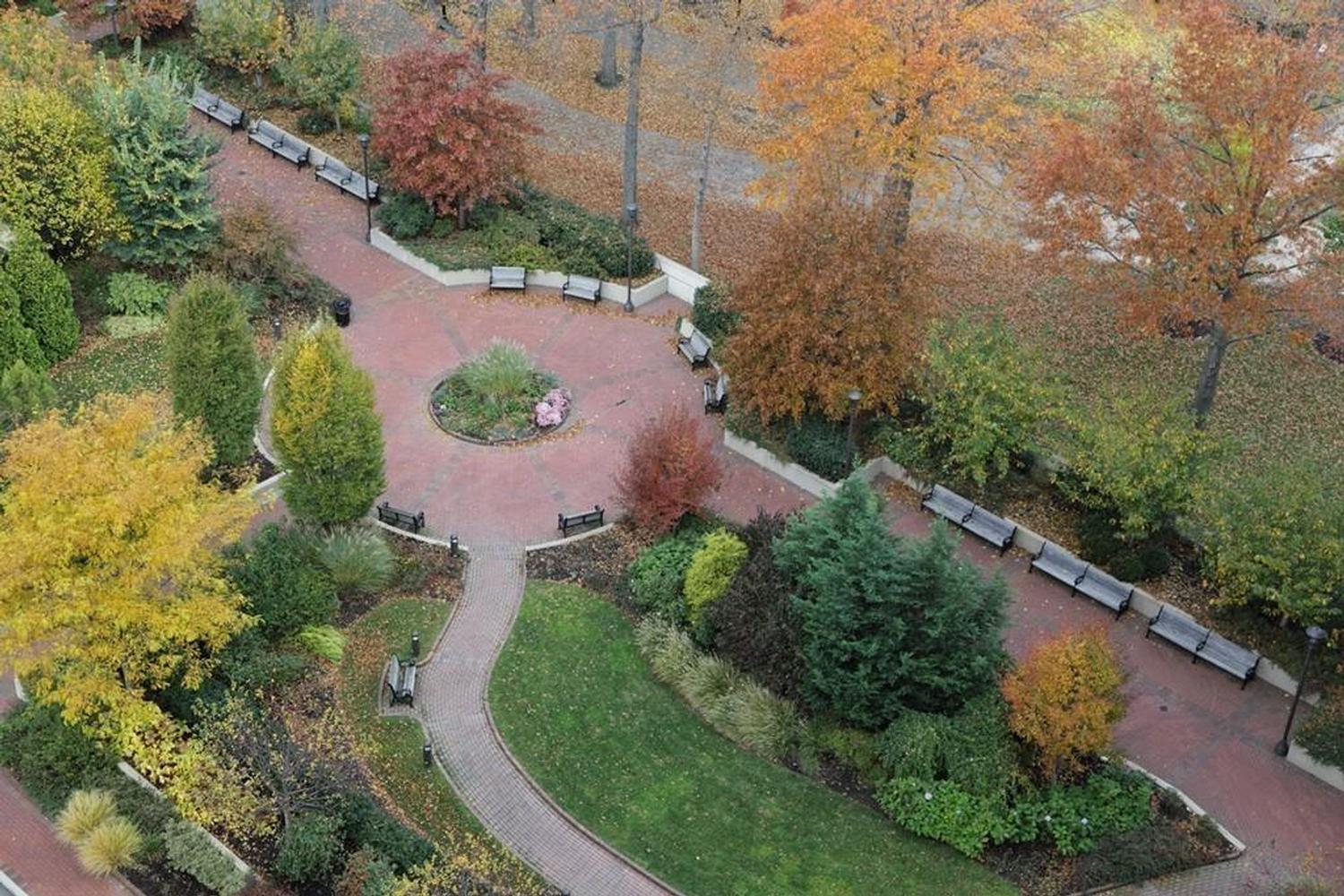 9 Hawthorne Place 15R Boston Midtown, MA 02114 MLSID 114863